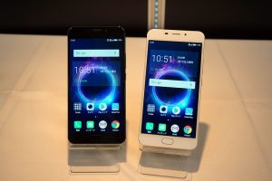 クラウドSIM採用で世界中で使える「スマホ」が登場